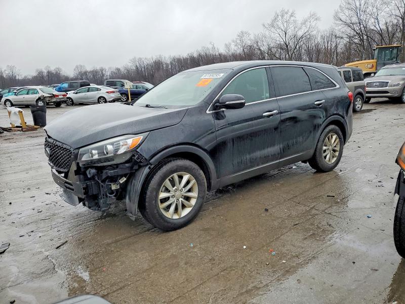 KIA SORENTO 2016 with VIN 5XYPG4A34GG003319 - Photo from auction