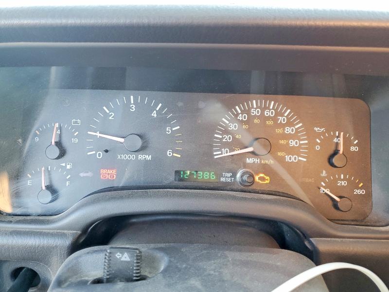 Photo 9 from auction – 2001 JEEP CHEROKEE S with VIN 1J4FF48S31L595975