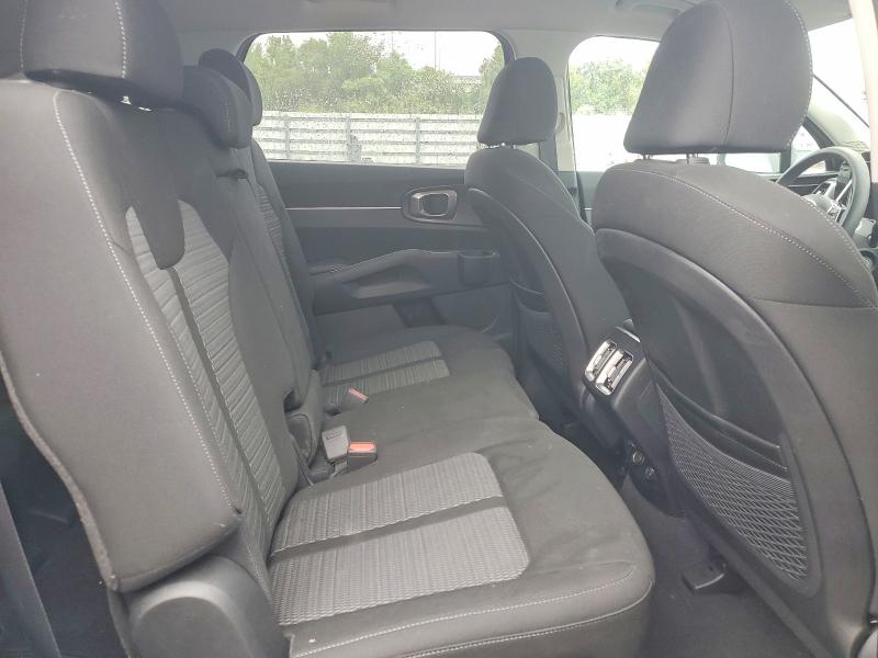 Photo 11 from auction – 2023 KIA SORENTO with VIN 5XYRG4LC7PG192621