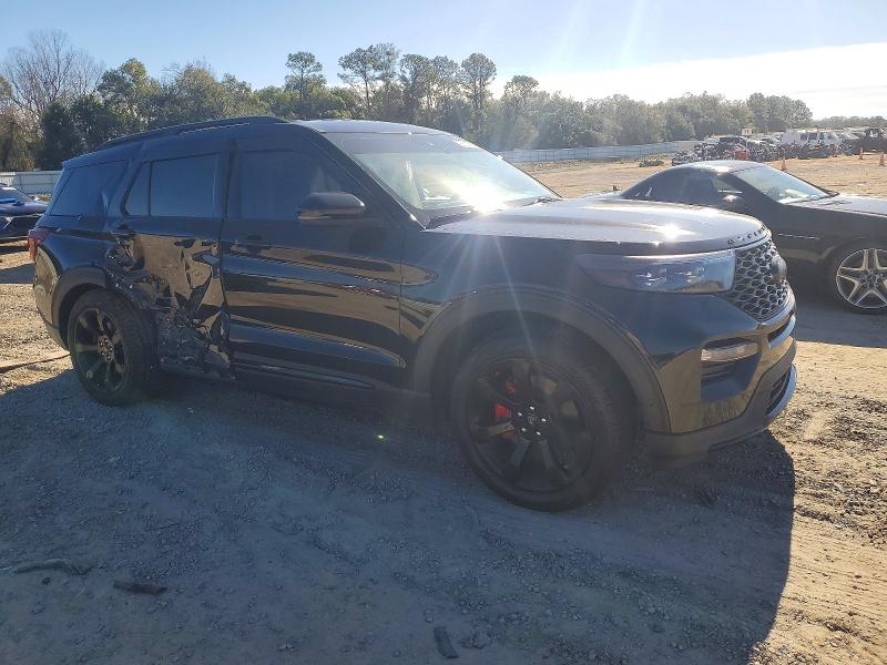 Photo 4 from auction – 2022 FORD EXPLORER S with VIN 1FM5K7GC5NGB48745