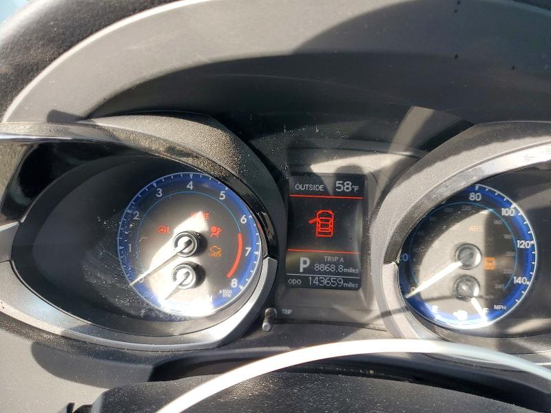 Photo 9 from auction – 2016 TOYOTA COROLLA with VIN 5YFBURHEXGP369501