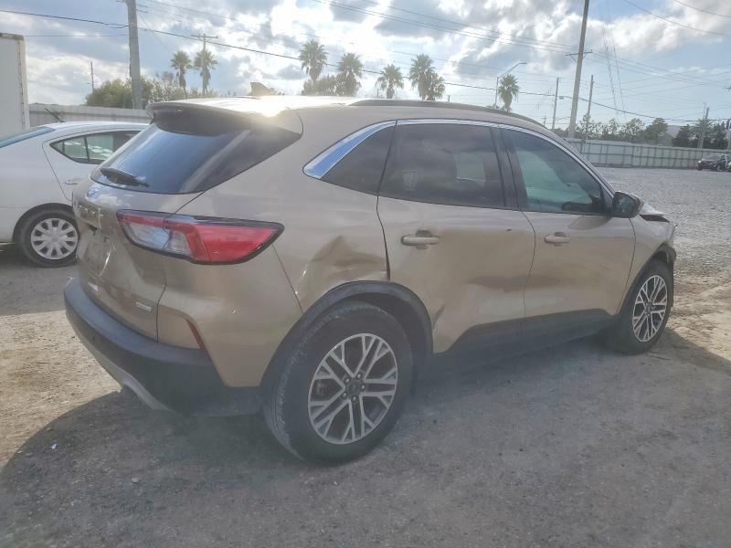 Photo 3 from auction – 2020 FORD ESCAPE SEL with VIN 1FMCU0H61LUA94070