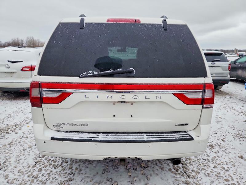 Photo 6 from auction – 2015 LINCOLN NAVIGATOR with VIN 5LMJJ2JT6FEJ06379