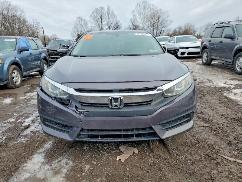Photo 5 from auction – 2017 HONDA CIVIC EX with VIN 2HGFC2F7XHH574809
