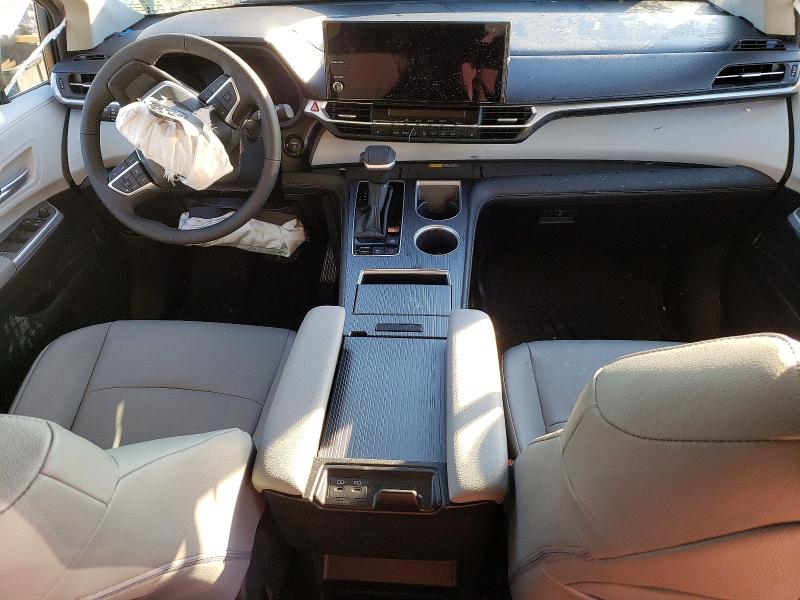 Photo 8 from auction – 2025 TOYOTA SIENNA with VIN 5TDYRKEC7SS285481