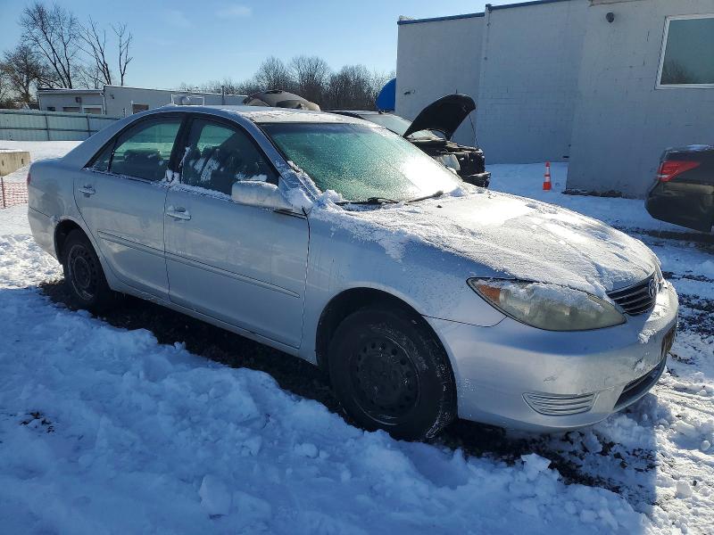 Photo 4 from auction – 2006 TOYOTA CAMRY LE with VIN 4T1BE30K76U744611
