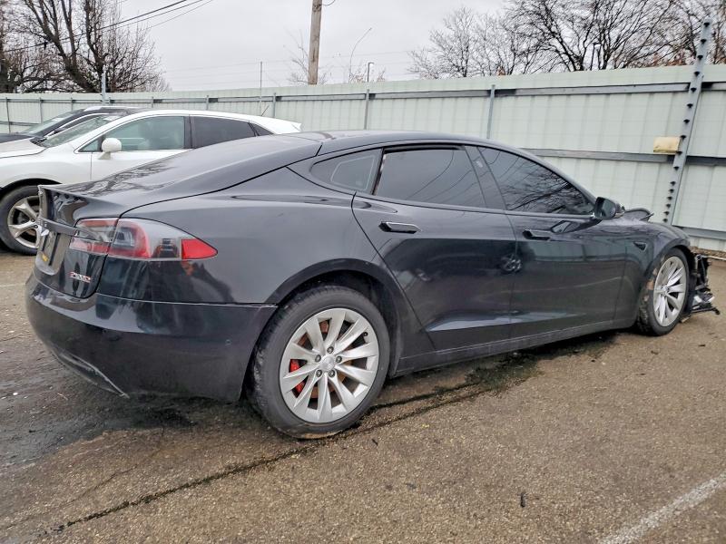 Photo 3 from auction – 2017 TESLA MODEL S with VIN 5YJSA1E4XHF206771