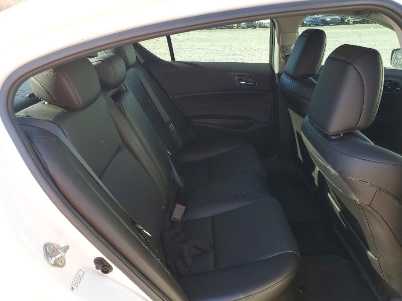 Photo 10 from auction – 2018 ACURA ILX BASE W with VIN 19UDE2F37JA001286