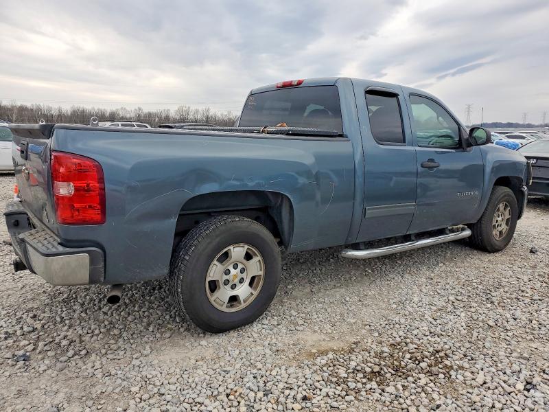 Photo 3 from auction – 2011 CHEVROLET SILVERADO with VIN 1GCRCSE08BZ251639