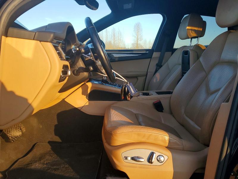 Photo 7 from auction – 2017 PORSCHE MACAN with VIN WP1AA2A52HLB04716
