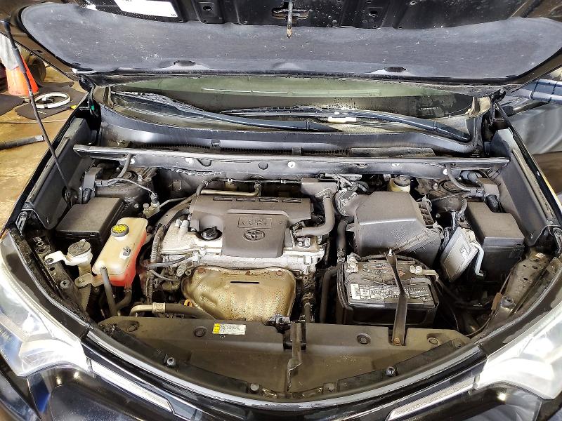 Photo 12 from auction – 2017 TOYOTA RAV4 LE with VIN 2T3BFREV6HW543280