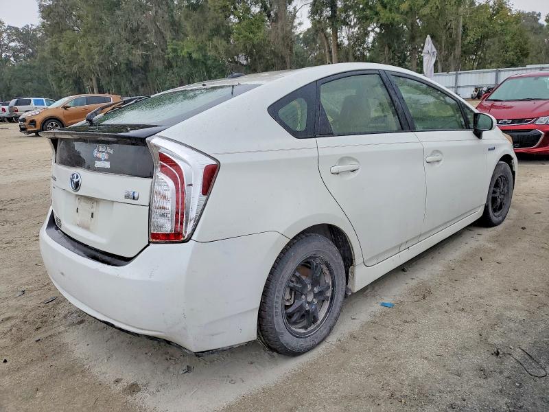 Photo 3 from auction – 2012 TOYOTA PRIUS with VIN JTDKN3DU2C1586286