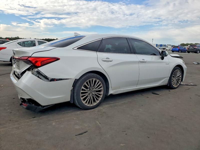 Photo 3 from auction – 2020 TOYOTA AVALON LIM with VIN 4T1D21FB5LU015354