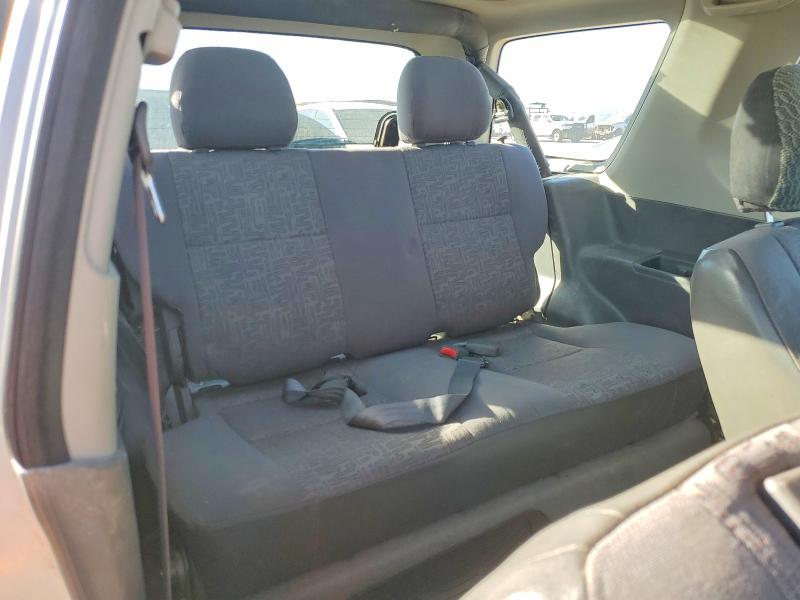 Photo 11 from auction – 2002 ISUZU RODEO with VIN 4S2CM57W124313308