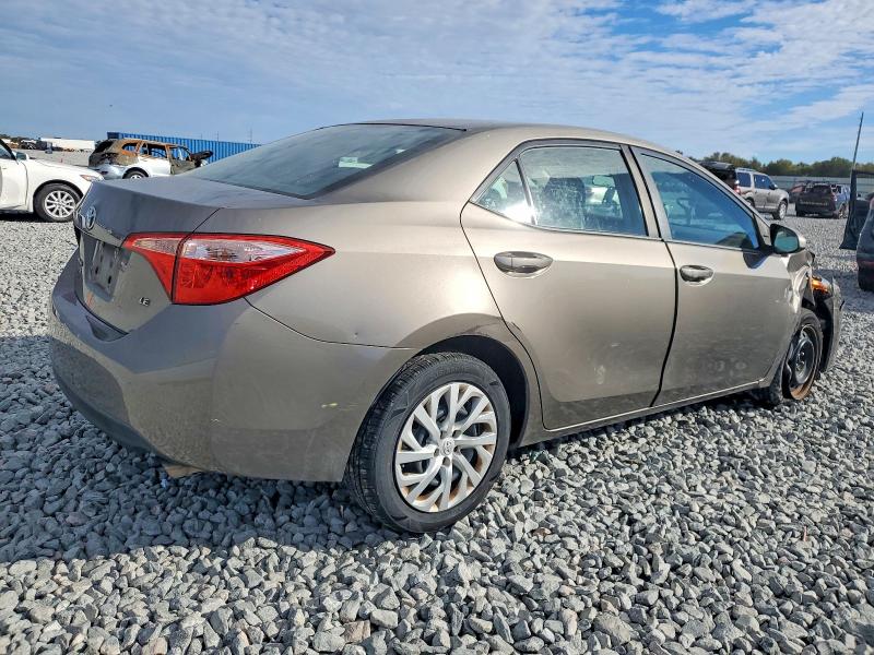 Photo 3 from auction – 2018 TOYOTA COROLLA L with VIN 5YFBURHE0JP763449