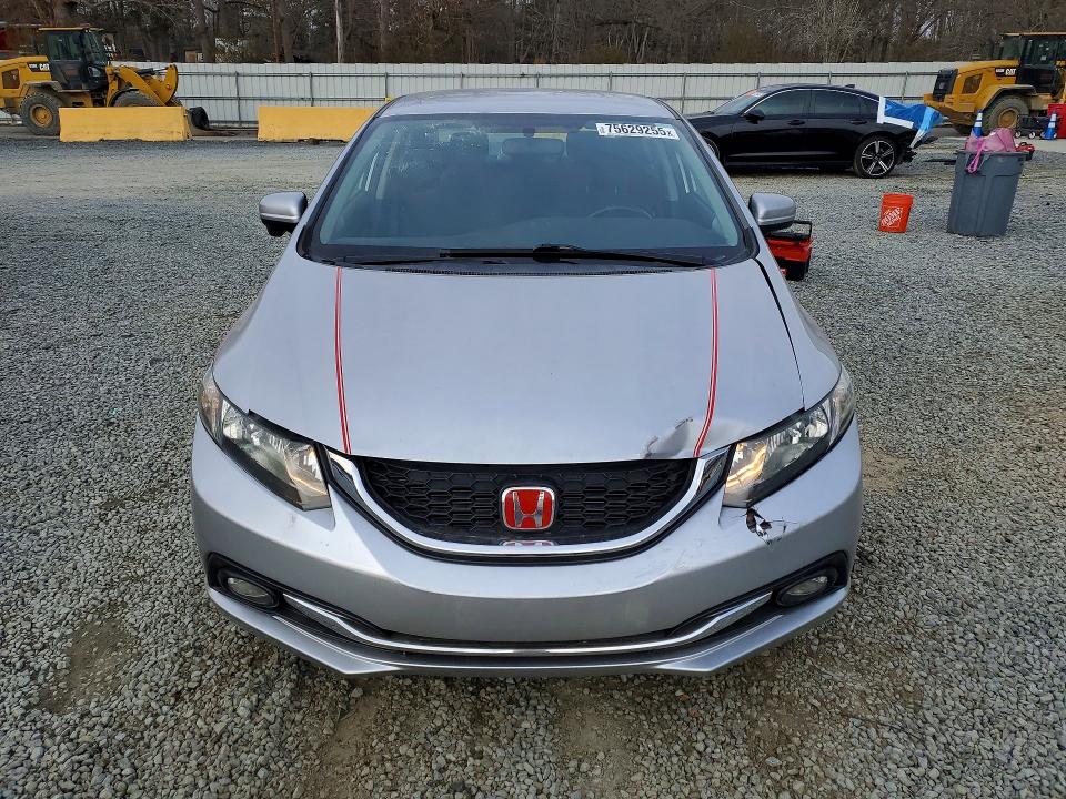 Photo 5 from auction – 2015 HONDA CIVIC SE with VIN 19XFB2F76FE295772