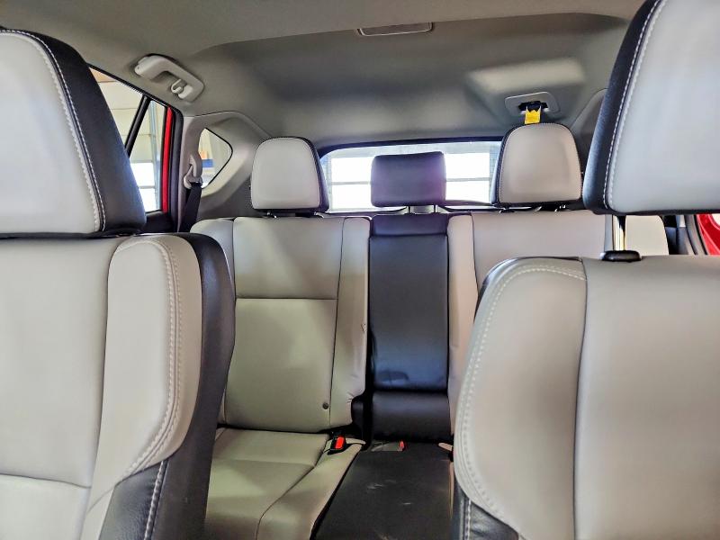 Photo 10 from auction – 2017 TOYOTA RAV4 LIMIT with VIN 2T3DFREV3HW559641