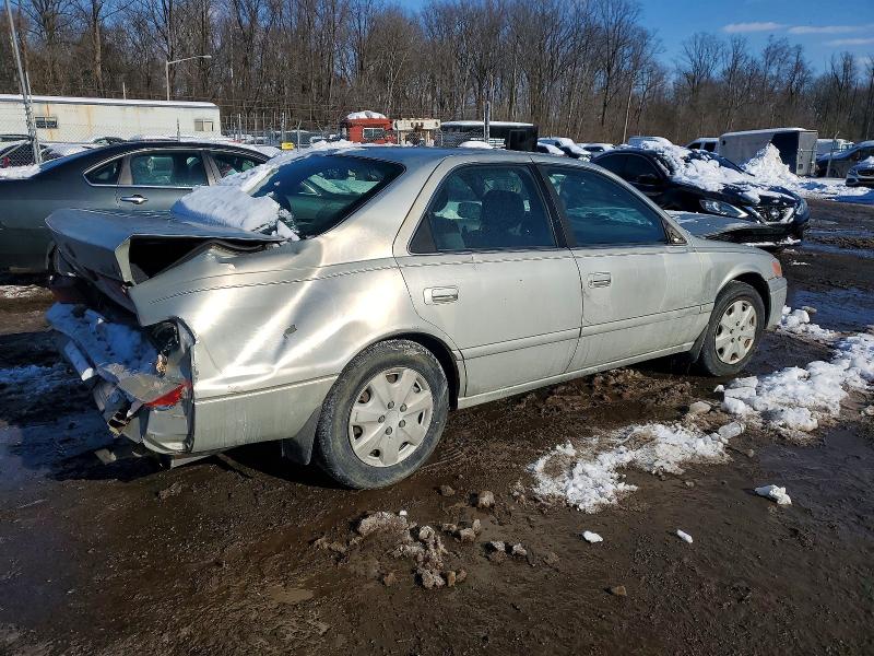 Photo 3 from auction – 2000 TOYOTA CAMRY with VIN JT2BG28KXY0506221