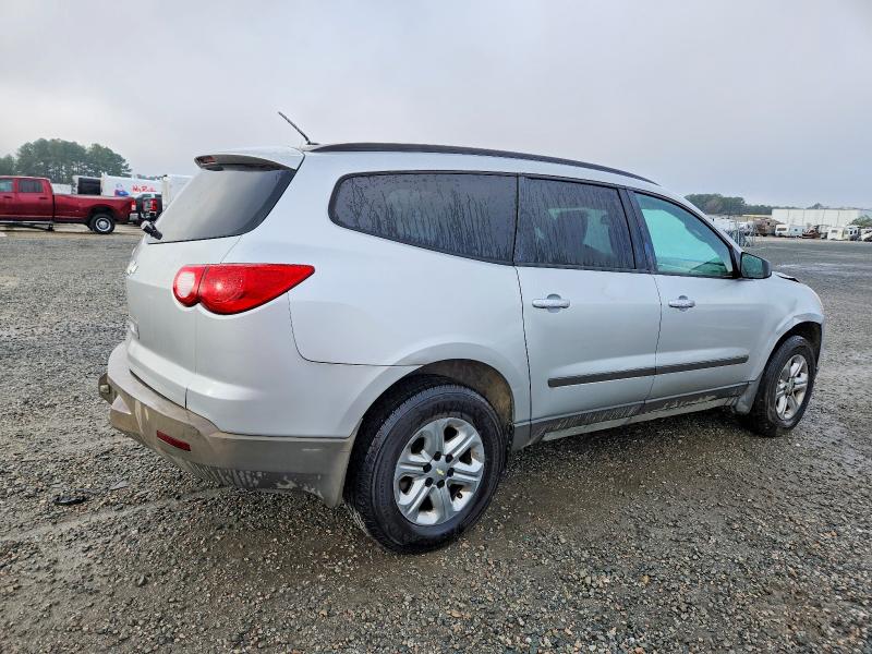 Photo 3 from auction – 2012 CHEVROLET TRAVERSE L with VIN 1GNKRFED3CJ230747