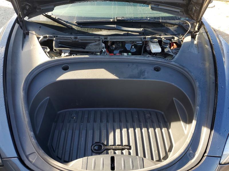 Photo 11 from auction – 2022 TESLA MODEL 3 with VIN 5YJ3E1EA0NF286897