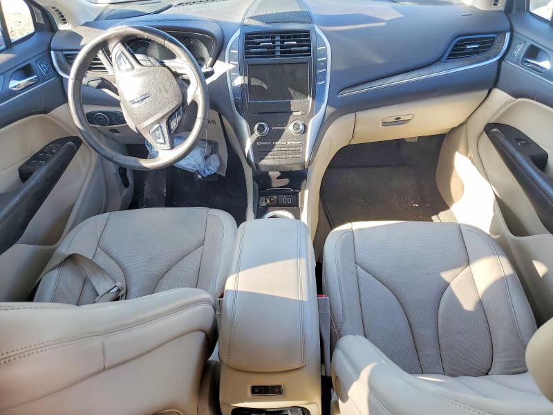 Foto 8 de la subasta – 2019 LINCOLN MKC con VIN 5LMCJ3C96KUL42501