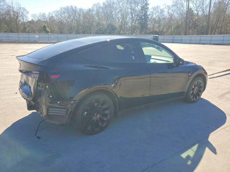 Photo 3 from auction – 2021 TESLA MODEL Y with VIN 5YJYGAEE9MF301107