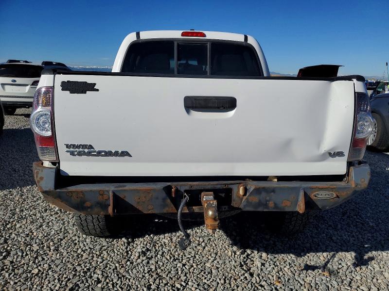 Photo 6 from auction – 2011 TOYOTA TACOMA DOU with VIN 3TMLU4EN9BM077172