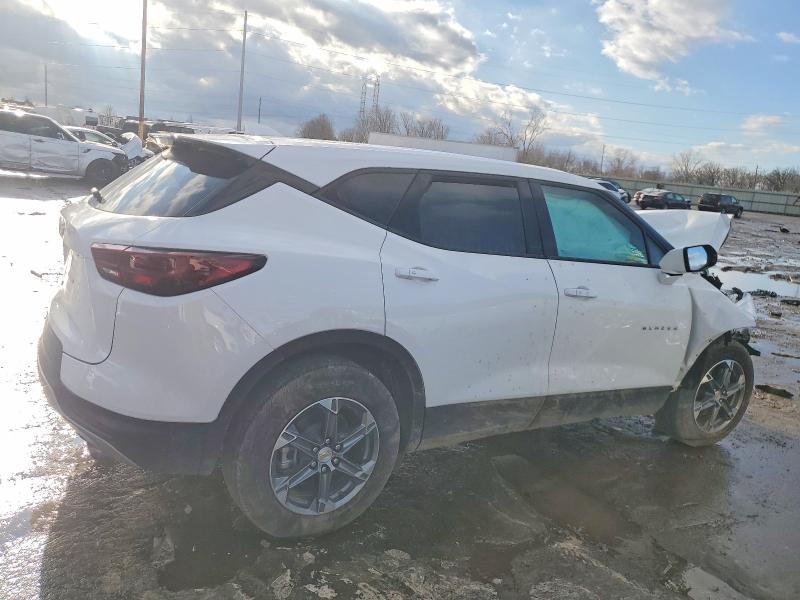 Photo 3 from auction – 2025 CHEVROLET BLAZER with VIN 3GNKBCR42SS154495