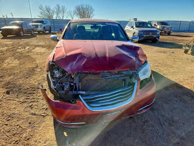 Photo 5 from auction – 2013 CHRYSLER 200 LIMITE with VIN 1C3CCBCG4DN715384