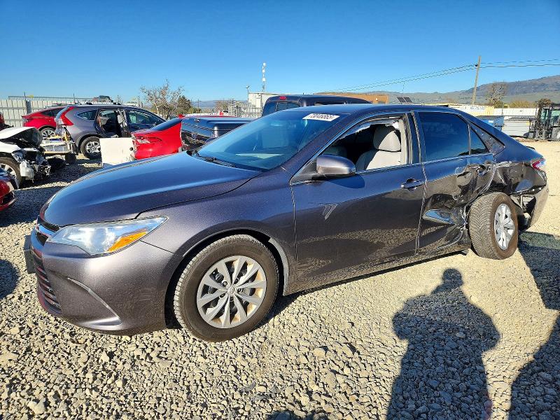 TOYOTA CAMRY LE 2015 with VIN 4T4BF1FK5FR516153 - Photo from auction