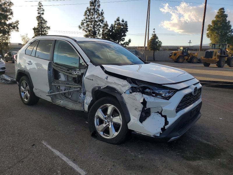 Photo 4 from auction – 2019 TOYOTA RAV4 LIMIT with VIN 2T3DWRFVXKW010170