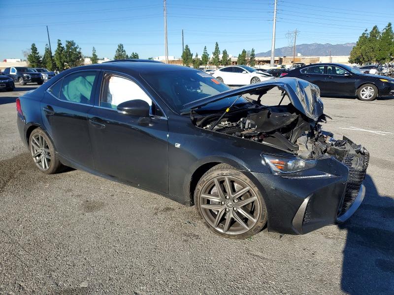 Photo 4 from auction – 2017 LEXUS IS with VIN JTHBA1D2XH5054703