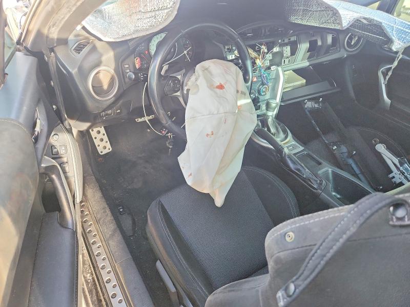 Photo 8 from auction – 2017 TOYOTA 86 BASE with VIN JF1ZNAA16H8705667
