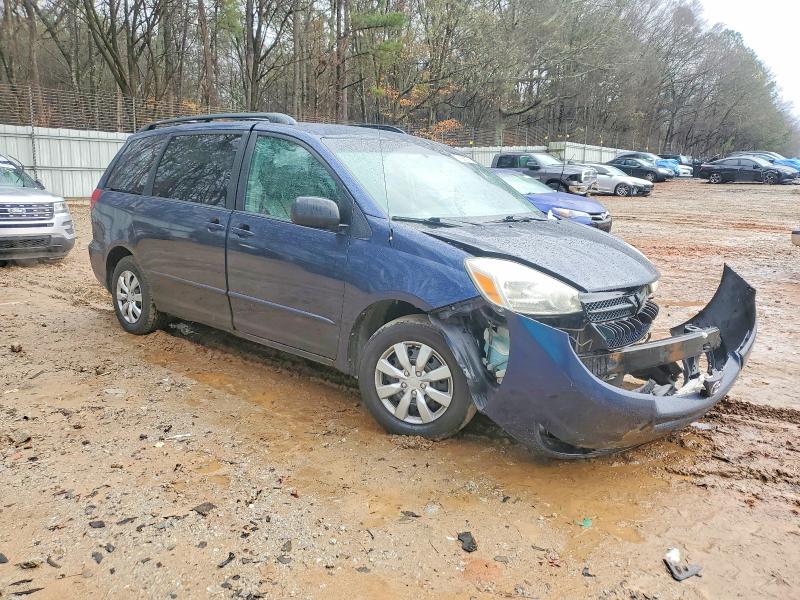 Photo 4 from auction – 2005 TOYOTA SIENNA CE with VIN 5TDZA23C25S238328