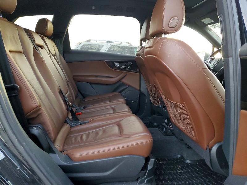 Photo 11 from auction – 2017 AUDI Q7 PREMIUM with VIN WA1LAAF7XHD035292