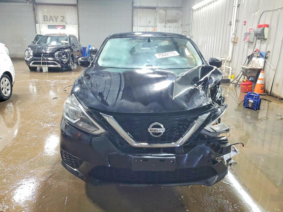 Photo 5 from auction – 2017 NISSAN SENTRA S with VIN 3N1AB7AP3HL694414