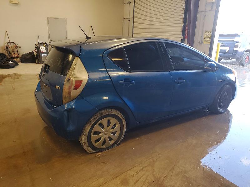 Photo 3 from auction – 2014 TOYOTA PRIUS C with VIN JTDKDTB33E1569240