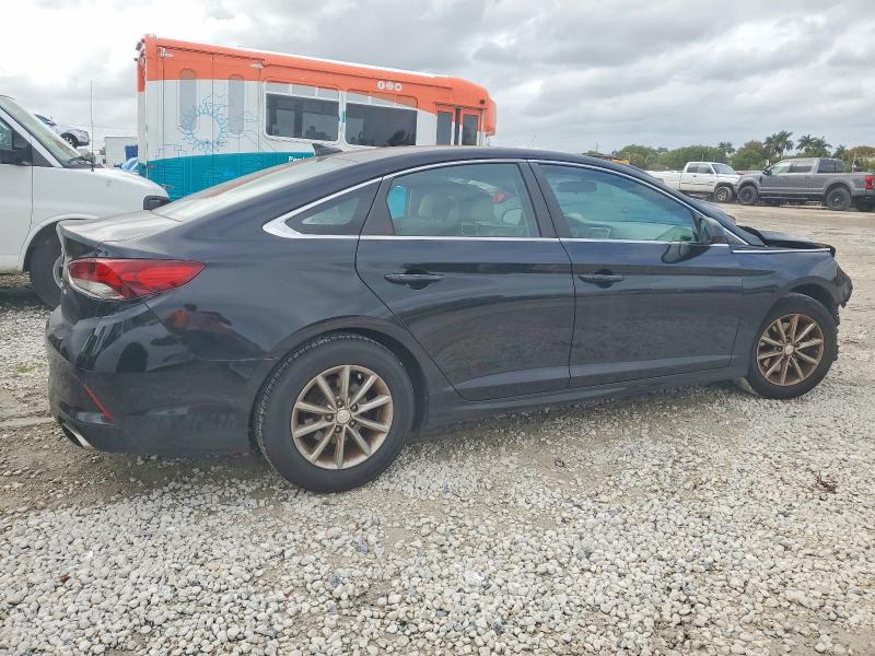 Photo 3 from auction – 2018 HYUNDAI SONATA SE with VIN 5NPE24AF0JH601049