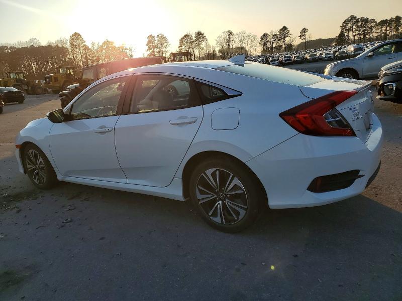 Photo 2 from auction – 2018 HONDA CIVIC with VIN 19XFC1F37JE004130