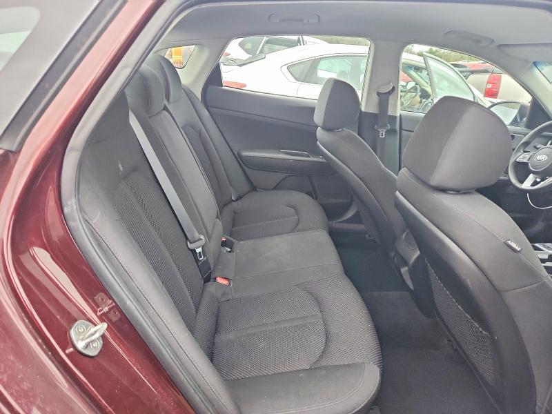 Photo 10 from auction – 2019 KIA OPTIMA with VIN 5XXGT4L37KG355171