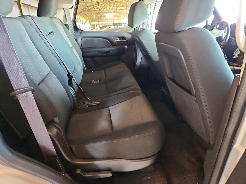 Photo 9 from auction – 2013 CHEVROLET TAHOE with VIN 1GNSKAE01DR325167