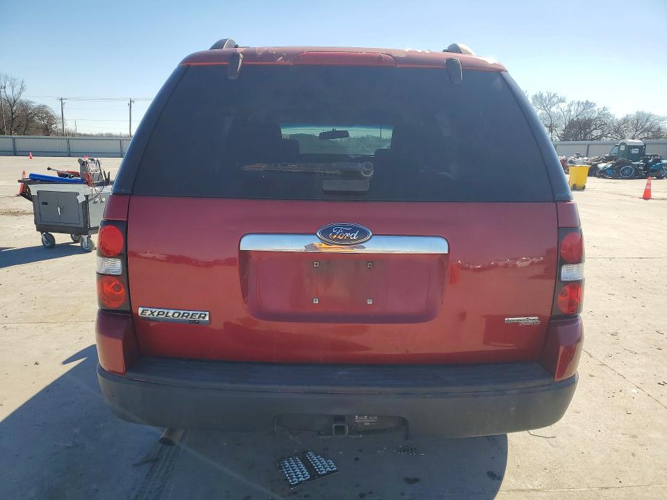 Photo 6 from auction – 2007 FORD EXPLORER X with VIN 1FMEU63E97UB00455