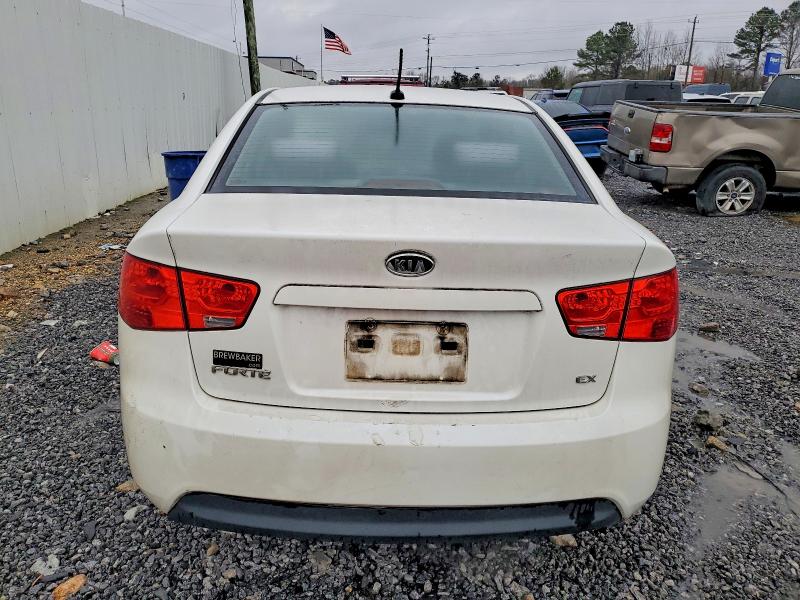 Фото 6 с аукциона – 2012 KIA FORTE EX с VIN KNAFU4A28C5551786