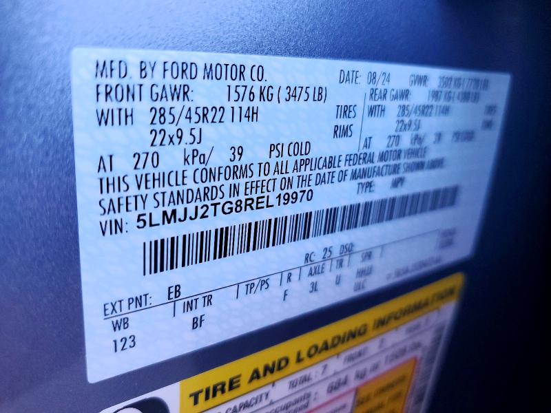 Photo 14 from auction – 2024 LINCOLN NAVIGATOR with VIN 5LMJJ2TG8REL19970
