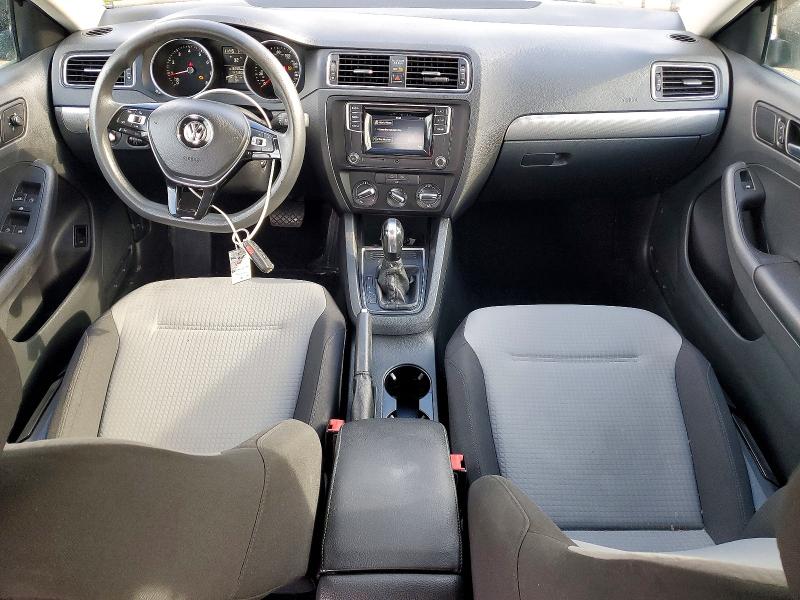 Photo 8 from auction – 2017 VOLKSWAGEN JETTA S with VIN 3VW2B7AJ8HM252846