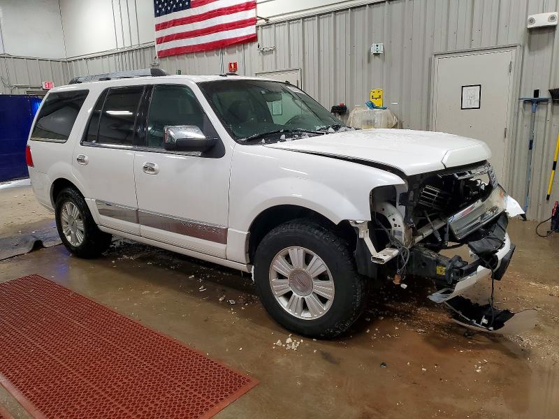 Photo 4 from auction – 2010 LINCOLN NAVIGATOR with VIN 5LMJJ2J50AEJ06906