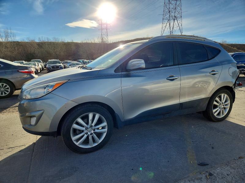HYUNDAI TUCSON GLS 2012 with VIN KM8JUCAC2CU475936 - Photo from auction
