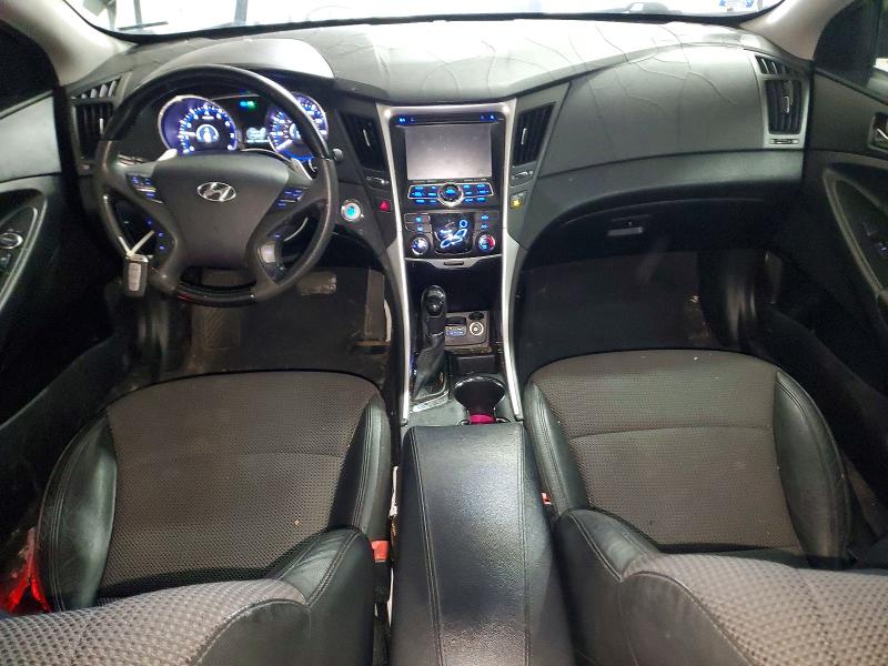Photo 8 from auction – 2012 HYUNDAI SONATA with VIN 5NPEC4AC2CH425756