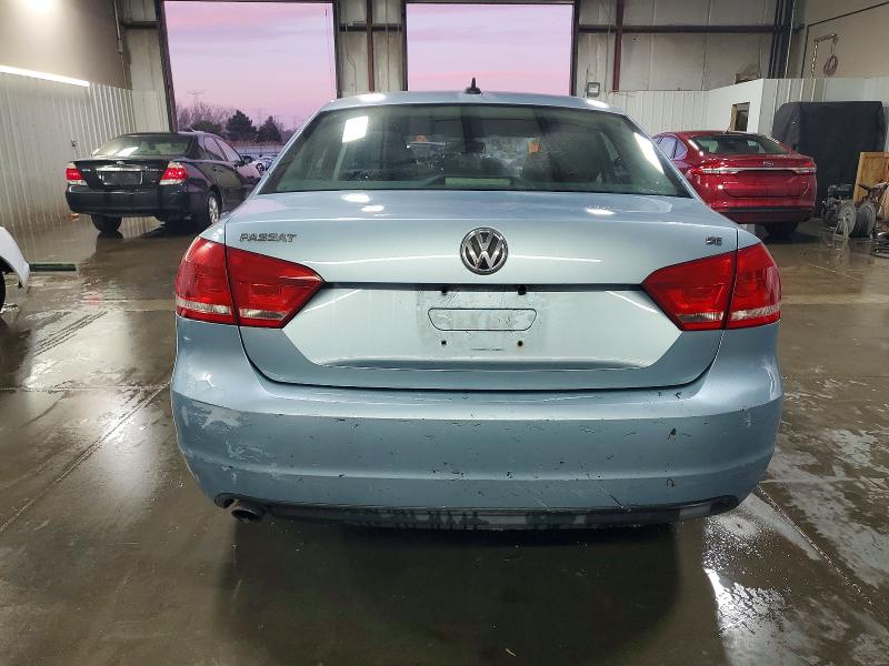 Photo 6 from auction – 2013 VOLKSWAGEN PASSAT with VIN 1VWBP7A30DC008591