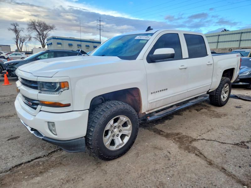 CHEVROLET SILVERADO 2018 with VIN 3GCUKREC6JG123382 - Photo from auction